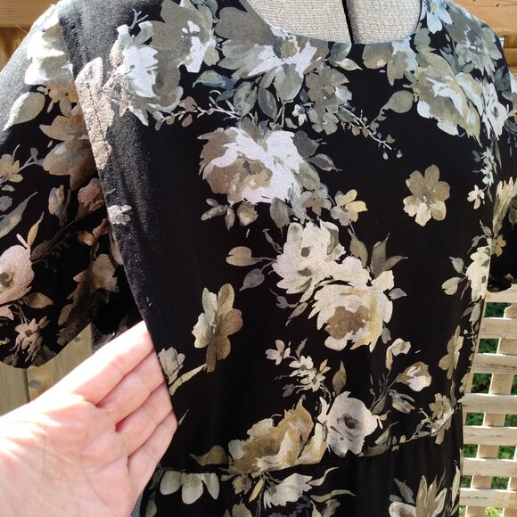 Amish Mennonite Cape Dress 40" Bust 34" Waist Black Gold Silver Metallic Formal - Picture 3 of 7